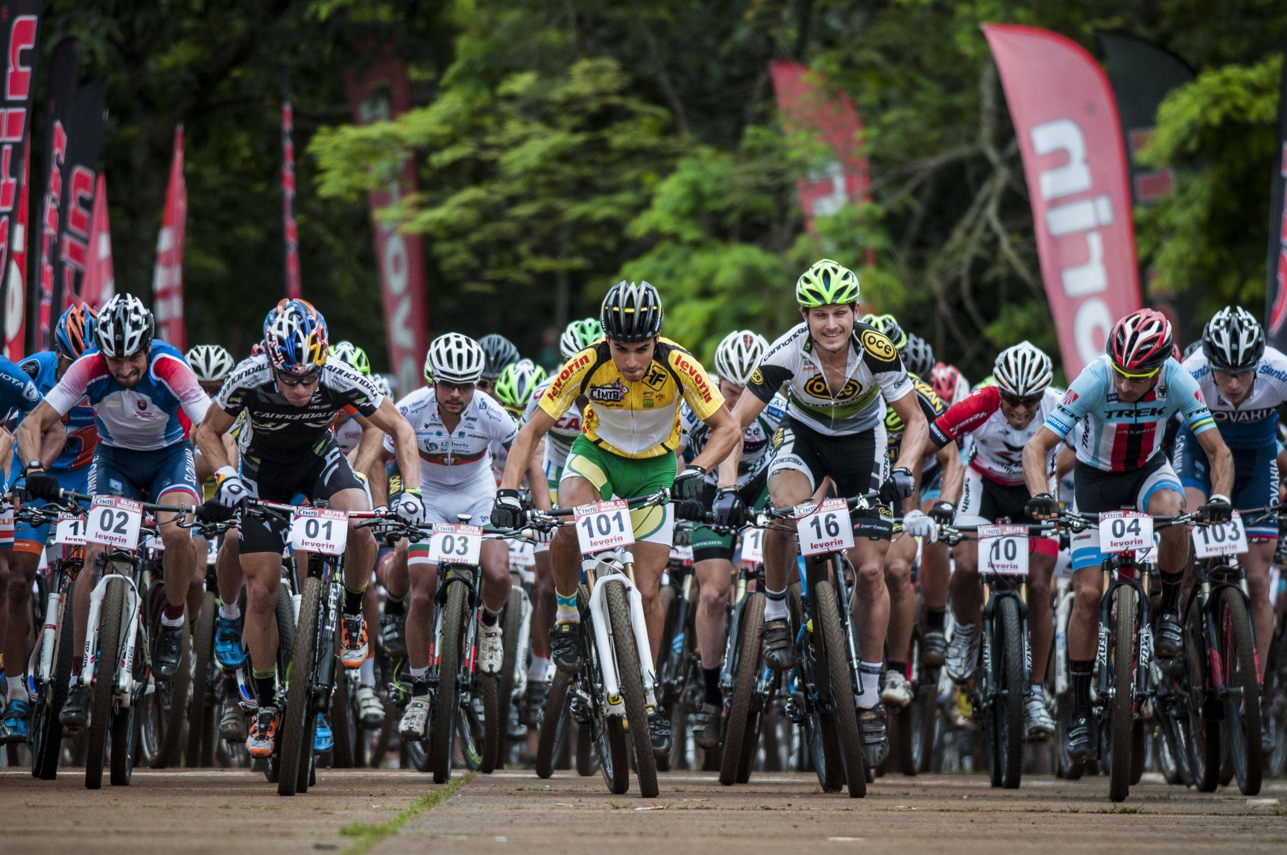 1º Grau de Bike reúne dezenas de praticantes da modalidade em