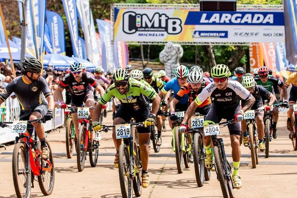 Henry da cidade de Patrocínio é campeão da Etapa Araxá do Circuito Minas  Gerais de Xadrez Rápido 2023 – Jornal Exempplar