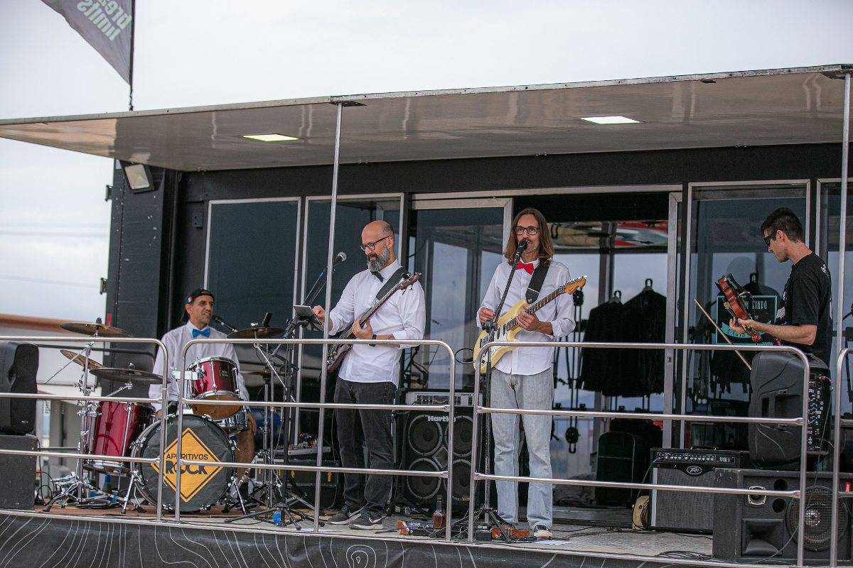 Live da Banda Dona Benta Show acontece nesta sexta-feira