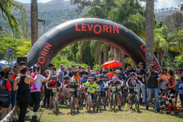 ‘Mundo da Criança’ é destaque na comemoração de 20 anos da CIMTB em Congonhas (MG)