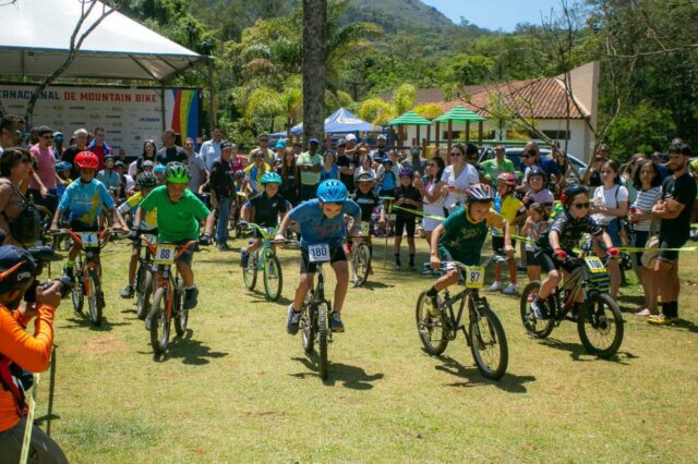 CiMTB tem programação completa dentro e fora das pistas para moradores de Conceição do Mato Dentro